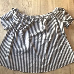 Women’s Plus Size Off The Shoulder Top